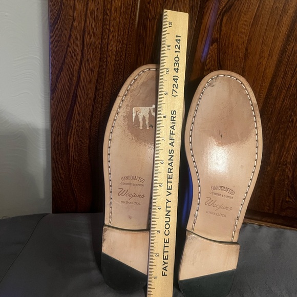 G.H. Bass & Company Genuine Leather Weejuns Women 7.5 Loafers, very good cond. - Picture 10 of 11